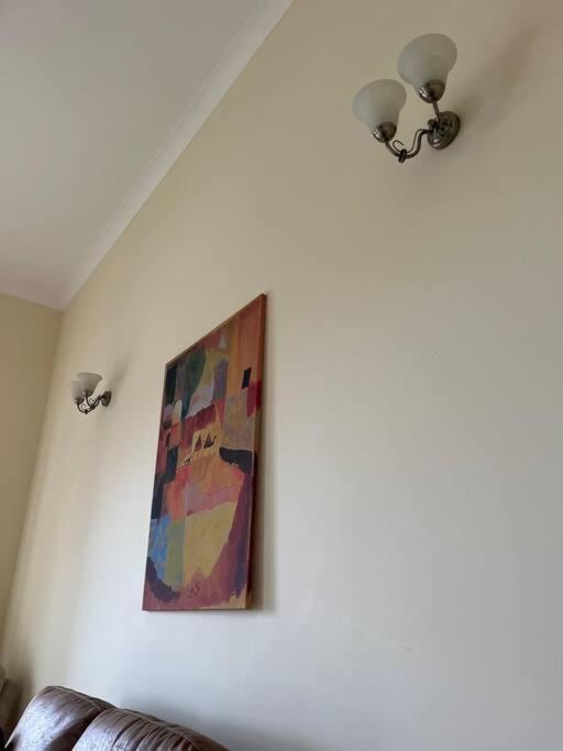 Apartment 500 - Metro Style Apartment On Nc500 サーソー エクステリア 写真