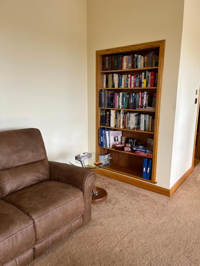 Apartment 500 - Metro Style Apartment On Nc500 サーソー エクステリア 写真